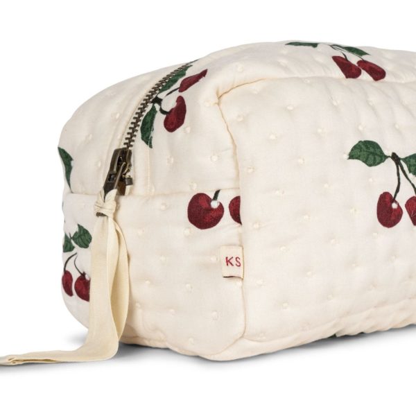 Konges Sløjd Ma Grande Cerise Small Quilted Toiletry Bag Supply